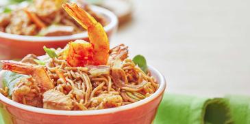 Korean Noodle Chicken and Prawn